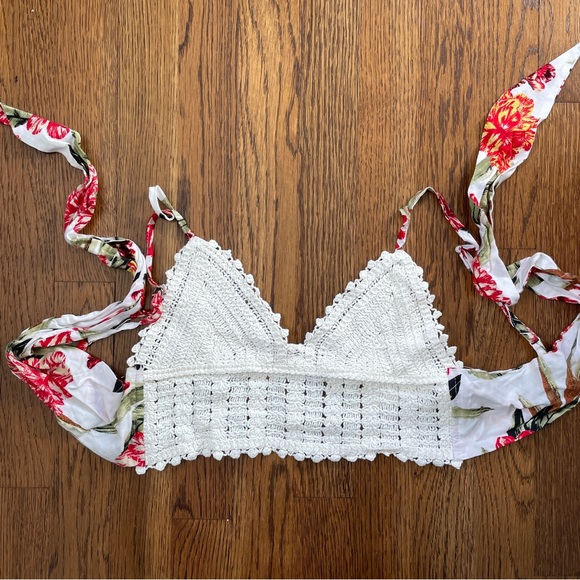 BUNDLE of 5 crop tops, size small - Picture 8 of 11